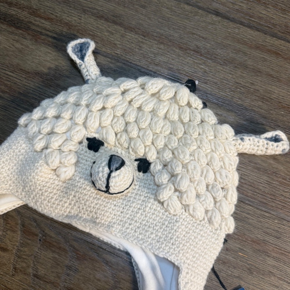 English Heritage Adult Alpaca Sheep Lamb Hand Knitted Wool Beanie Hat Lined NWT - Picture 3 of 12
